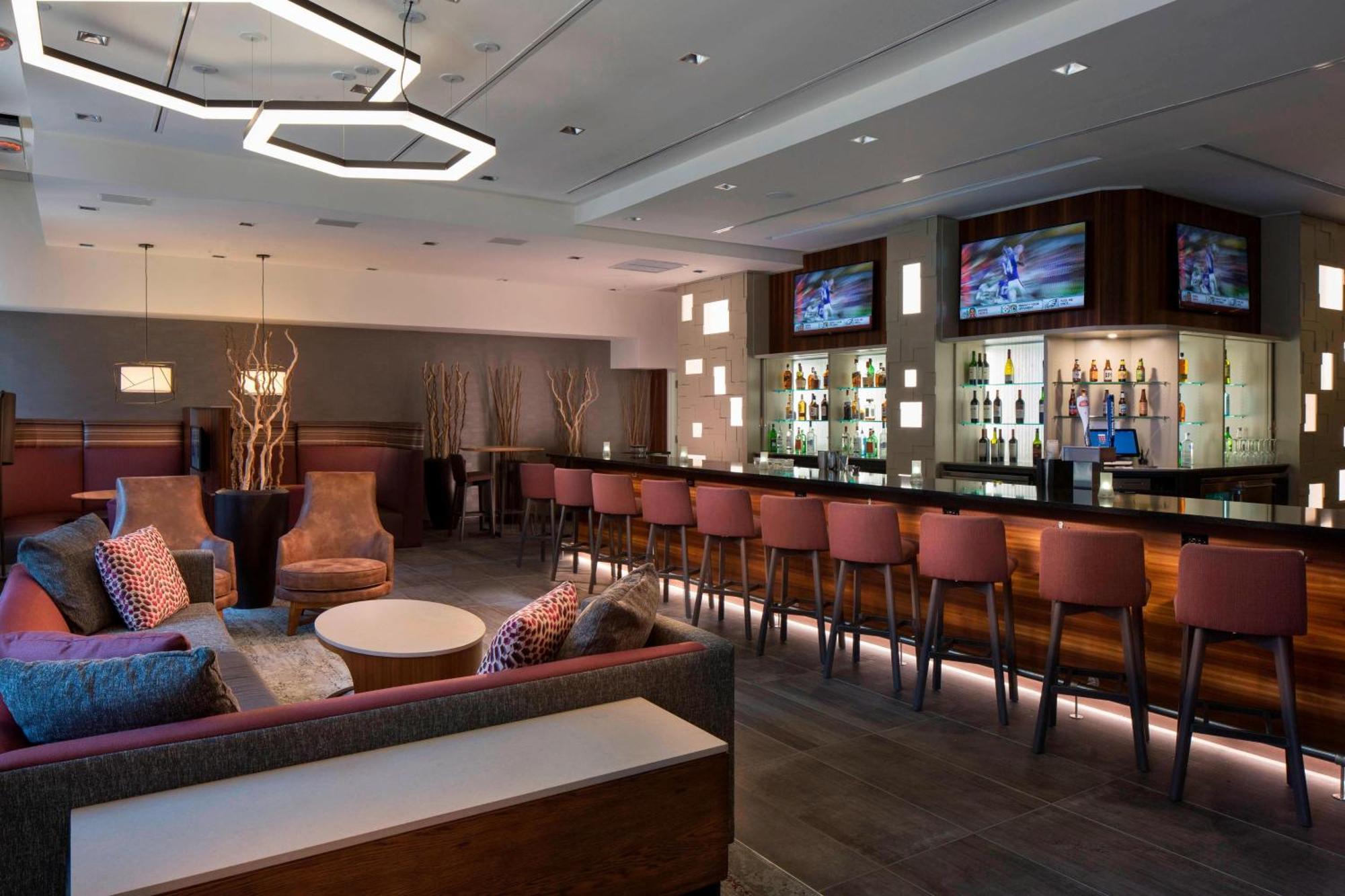 Courtyard By Marriott New Orleans Downtown Near The French Quarter Nova Orleães Exterior foto